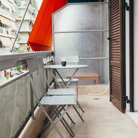 Charming Apartment In Keramikos Athena Bagian luar foto